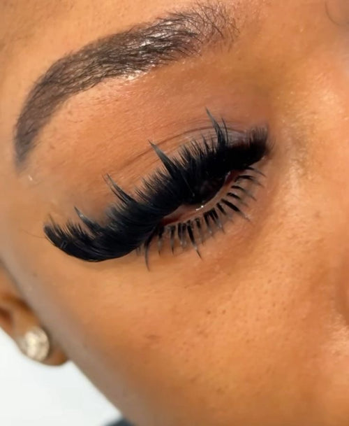 COMING SOON “Flirt” Dramatic Lash